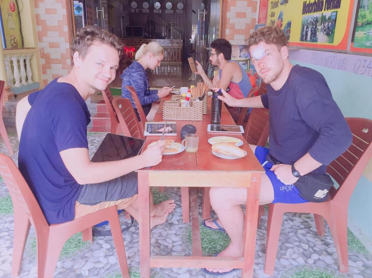 Thien Phu Hostel Phong Nha Eksteriør billede